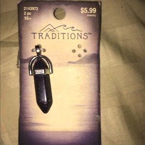 One regular sized charm crystal